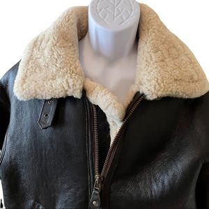 CABELA’S Vintage Shearling & Leather Bomber Jacket/Coat Made in Uruguay